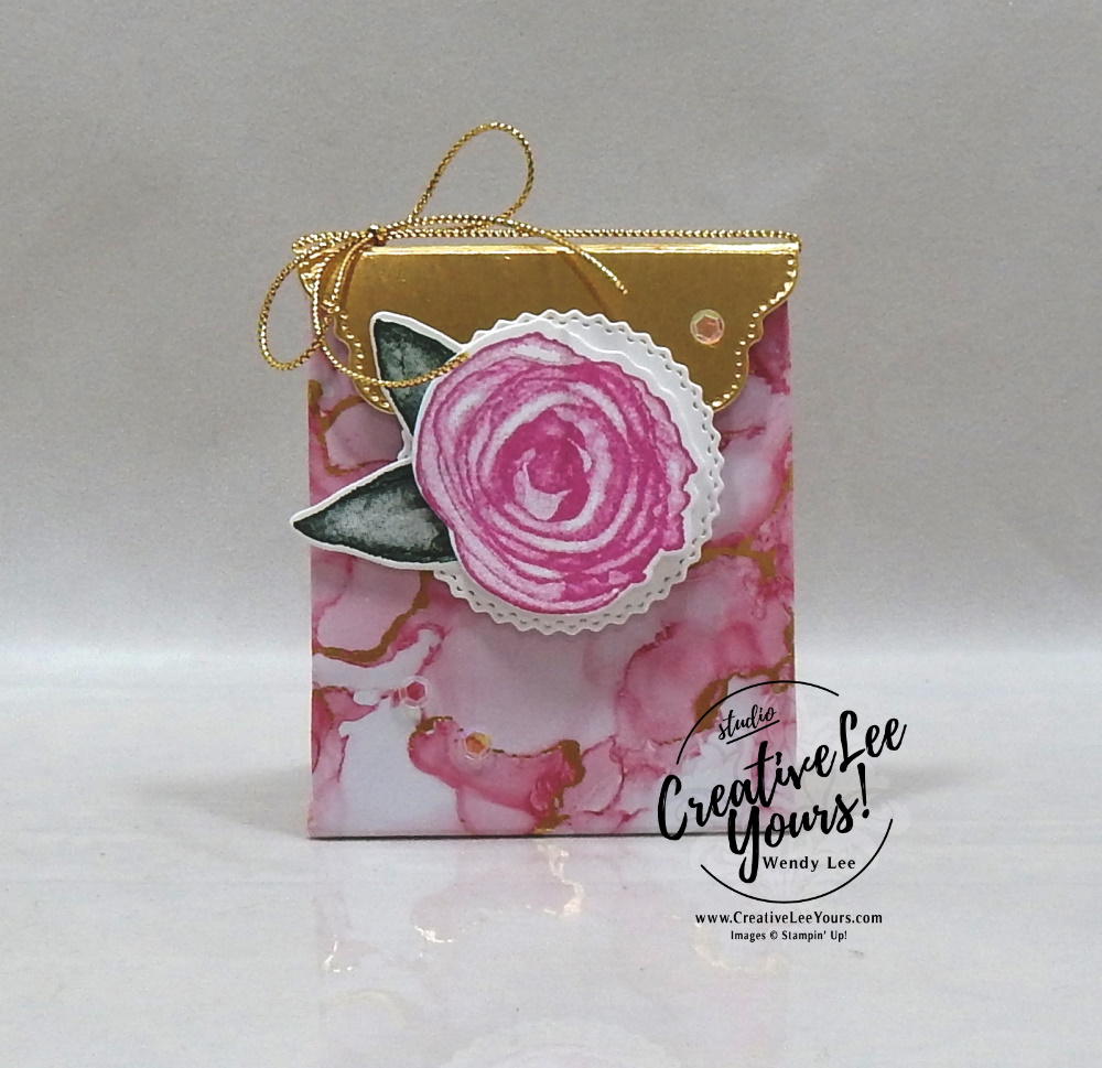 Flat Fold Gift Bag by Wendy Lee, All star tutorial bundle, #wendylee , #creativeleeyours , #stampinup , #su , #stampinupdemonstrator , #cardmaking, #handmadecard, #rubberstamps, #stamping, #cardclass, # cardclasses ,#onlinecardclasse,#tutorial ,#tutorials #DIY, #papercrafts , #papercraft , #papercrafting , #papercraftingsupplies, #papercraftingisfun, #papercraftingideas, #makeacardsendacard ,#makeacardchangealife, #subscription, #product suites, Expressions In Ink Suite, Bloom Where You Are Planted Suite, You’re A Peach Suite, Blackberry beauty Suite, Sweet Symmetry Suite, Hand Penned Suite, #allstardesignteambloghop